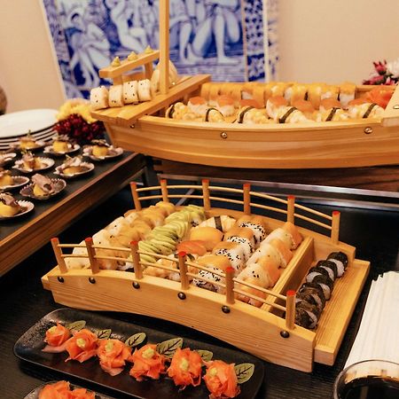 Bristol Panama, A Registry Collection Hotel Экстерьер фото Sushi boat