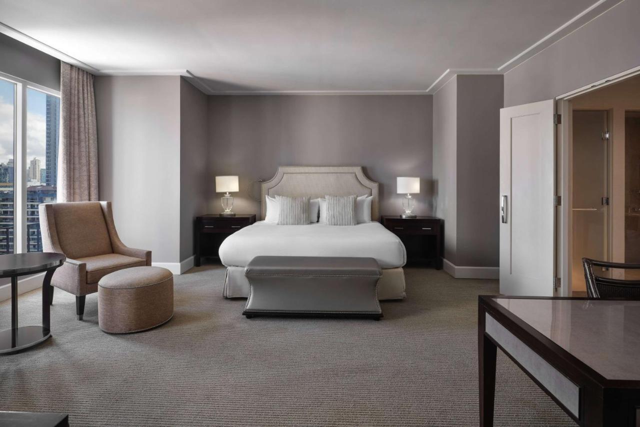 Bristol Panama, A Registry Collection Hotel Экстерьер фото A bedroom at The Ritz-Carlton, Chicago
