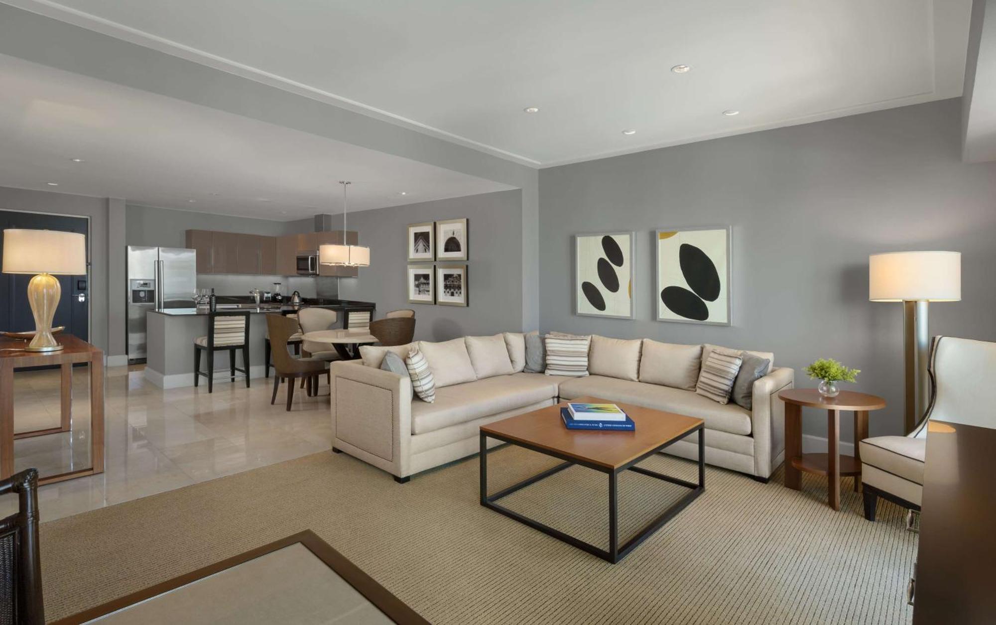 Bristol Panama, A Registry Collection Hotel Экстерьер фото A living room at The Ritz-Carlton, Boston